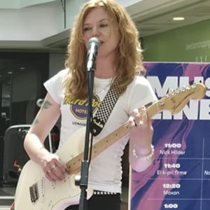 Julie