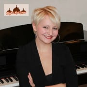 Rachel D. C. (online singing lessons and studio)