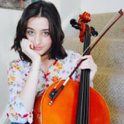 Théa-Rose Lester Mumford - Professional cellist and teacher