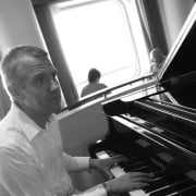 Piano / Keyboard Lessons in the convenience of your own home in person by your visiting tutor.