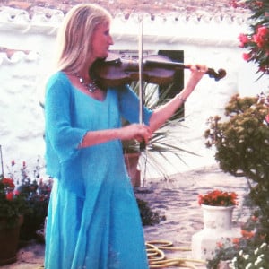 Elisabeth H DipABRSM FNCM